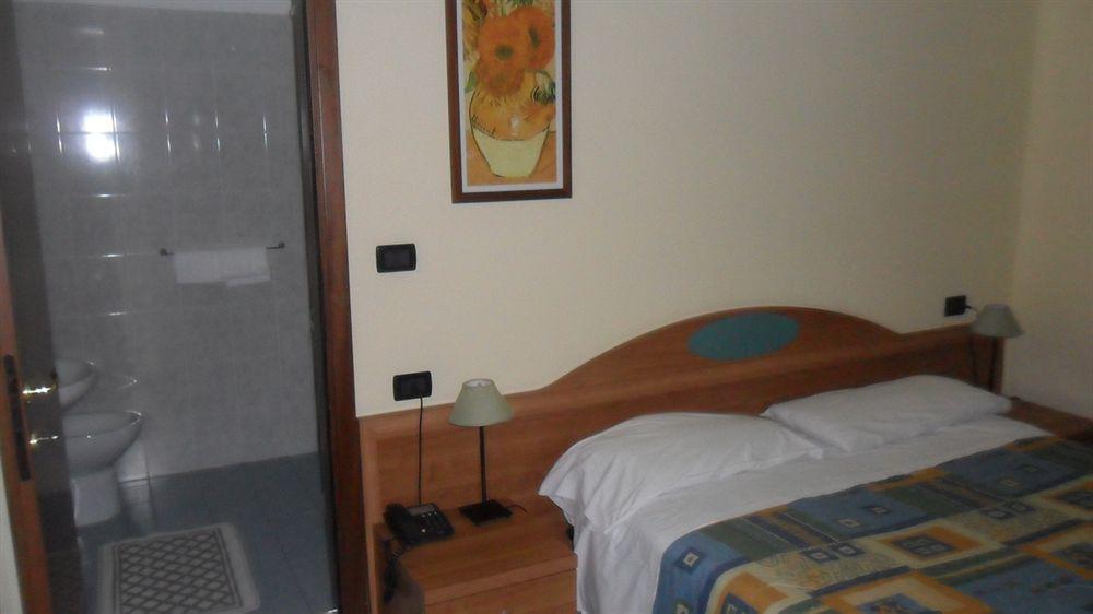 Hotel Del Sole Milan Luaran gambar