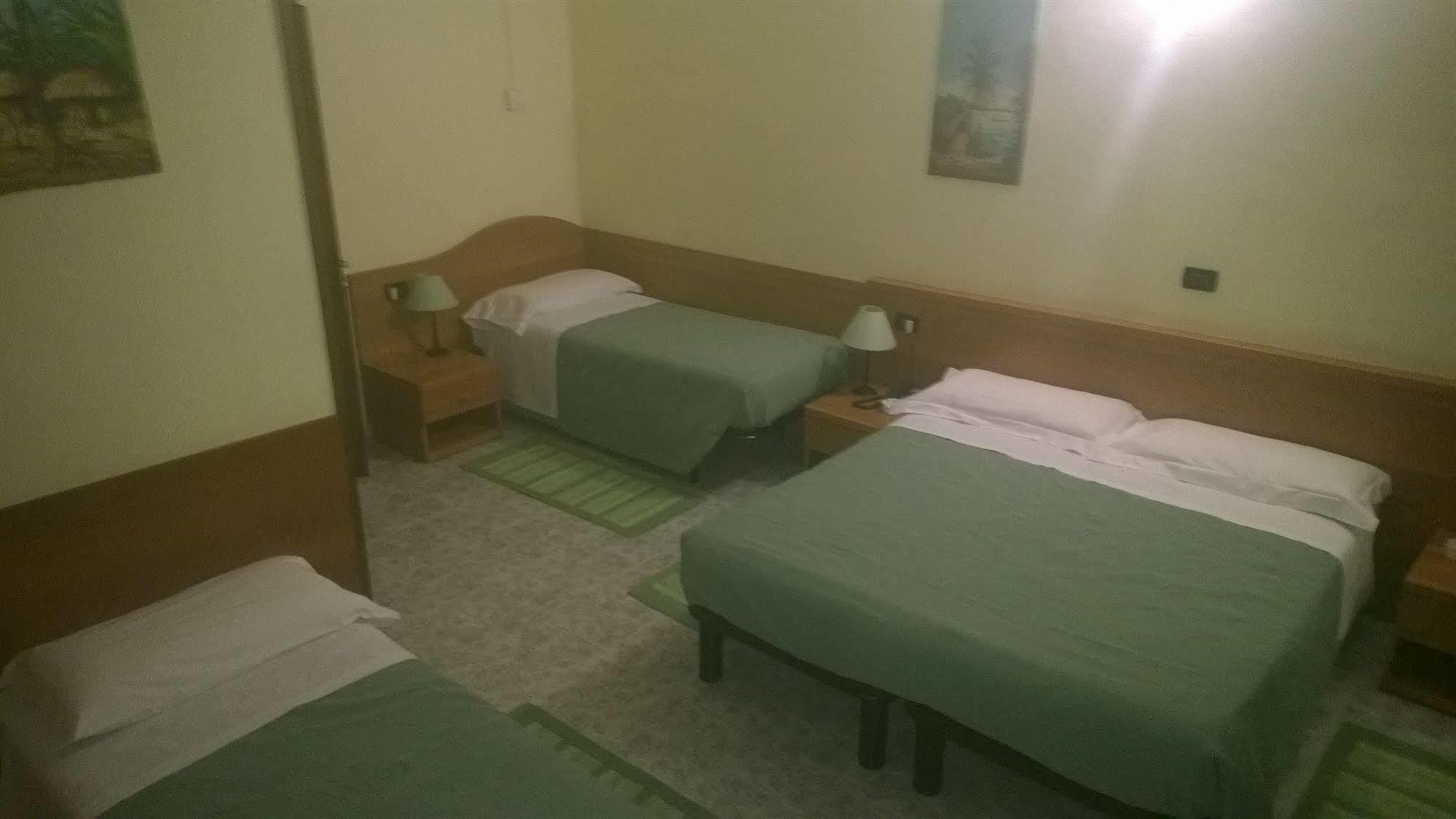 Hotel Del Sole Milan Luaran gambar