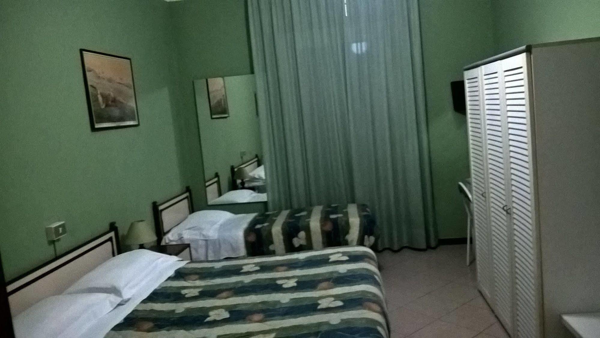 Hotel Del Sole Milan Luaran gambar